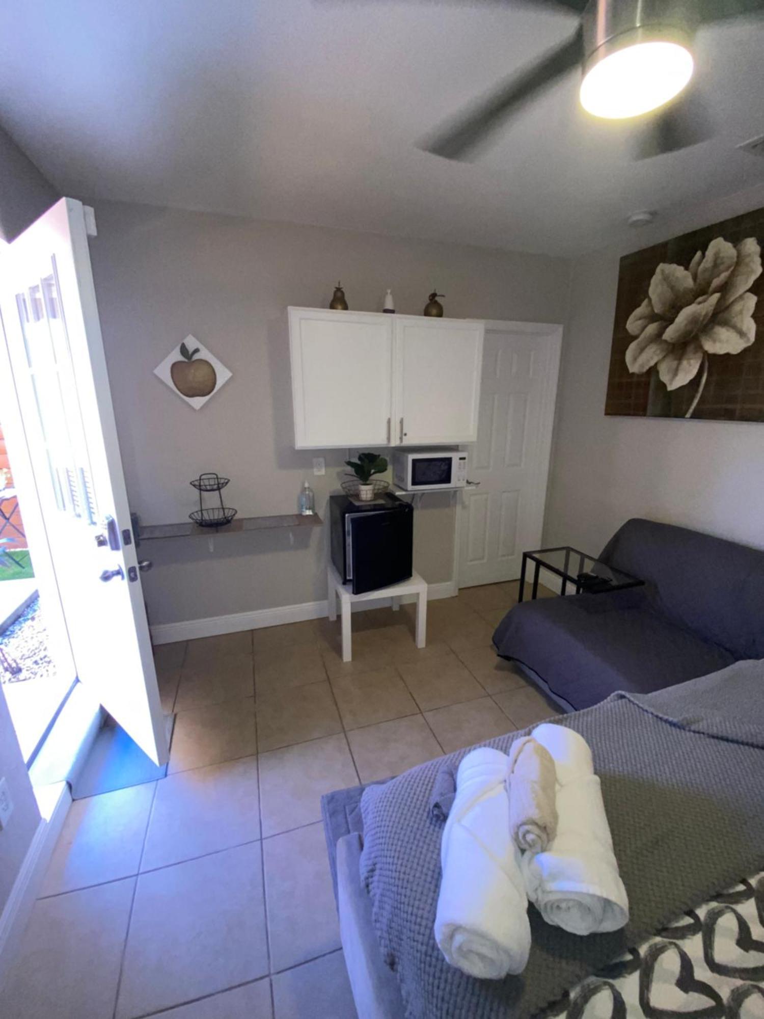 Luxurious Cozy Studio. Tampa Esterno foto